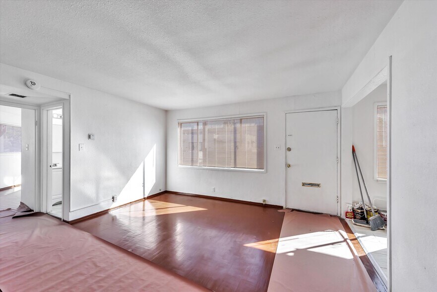 More Photos Of 6033 Foothill Blvd, Oakland Apartments For Sale