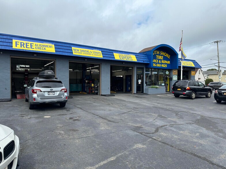 Primary Photo Of 176 N Central Ave, Valley Stream Auto Repair For Sale