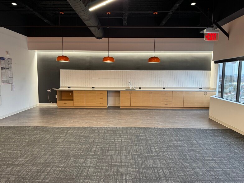 More Photos Of 350 Main St, Malden Office For Lease