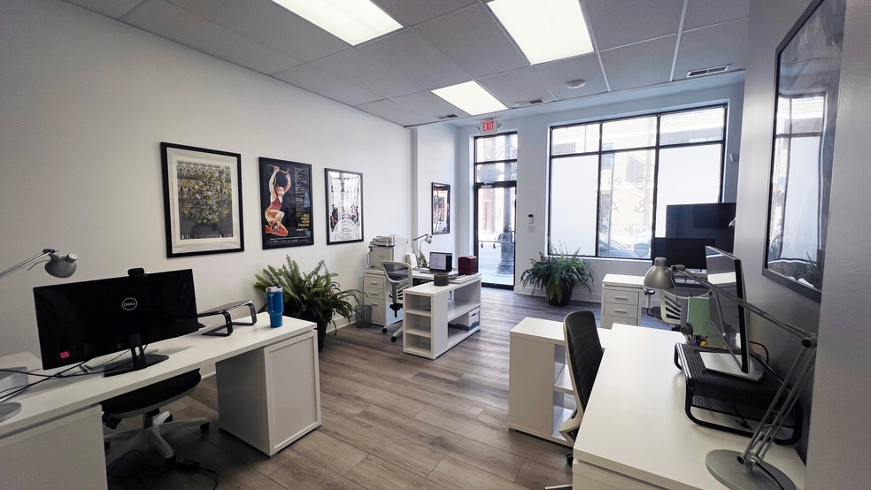 More Photos Of 1443 W Belmont Ave, Chicago Storefront Retail Office For Sale