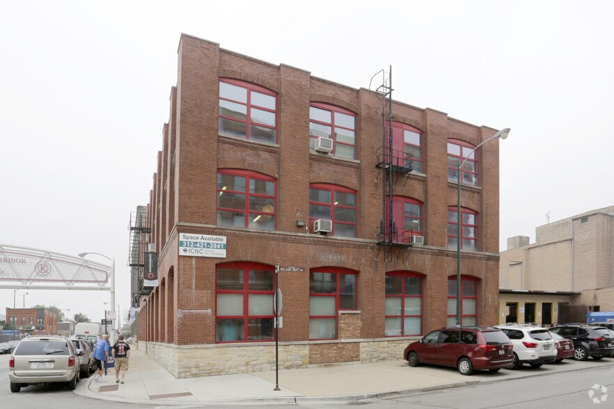 More Photos Of 320 N Damen Ave, Chicago Warehouse For Lease