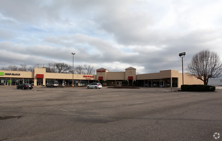 More Photos Of 151-201 Stateline Rd, Southaven Unknown For Lease