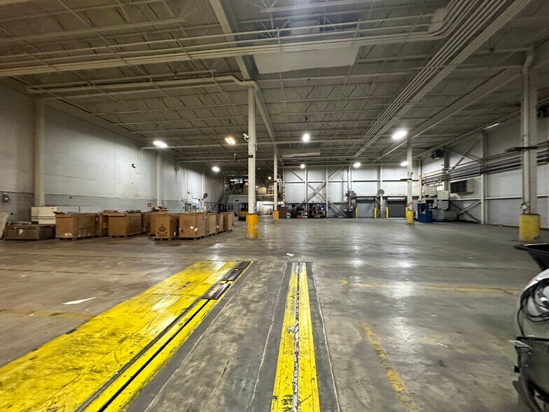 More Photos Of 301 Cuthbert Blvd, Cherry Hill Warehouse For Sale