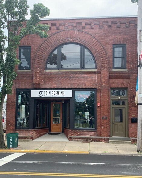 Primary Photo Of 32 Church St, Keansburg Storefront Retail Office For Sale