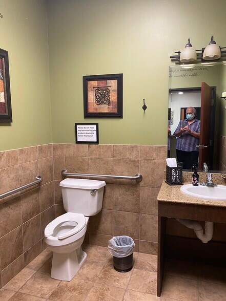 More Photos Of 4010 Sandy Brook Dr, Round Rock Medical For Sale