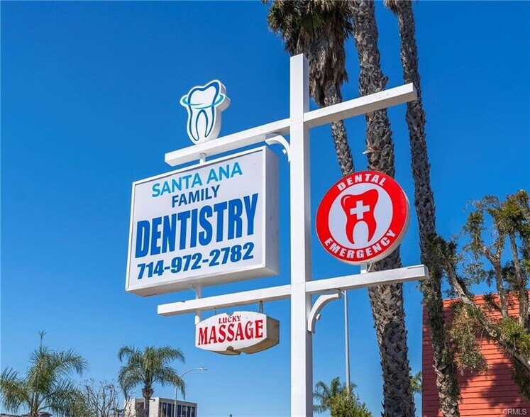 More Photos Of 1317-1319 N Main St, Santa Ana Storefront Retail Office For Sale