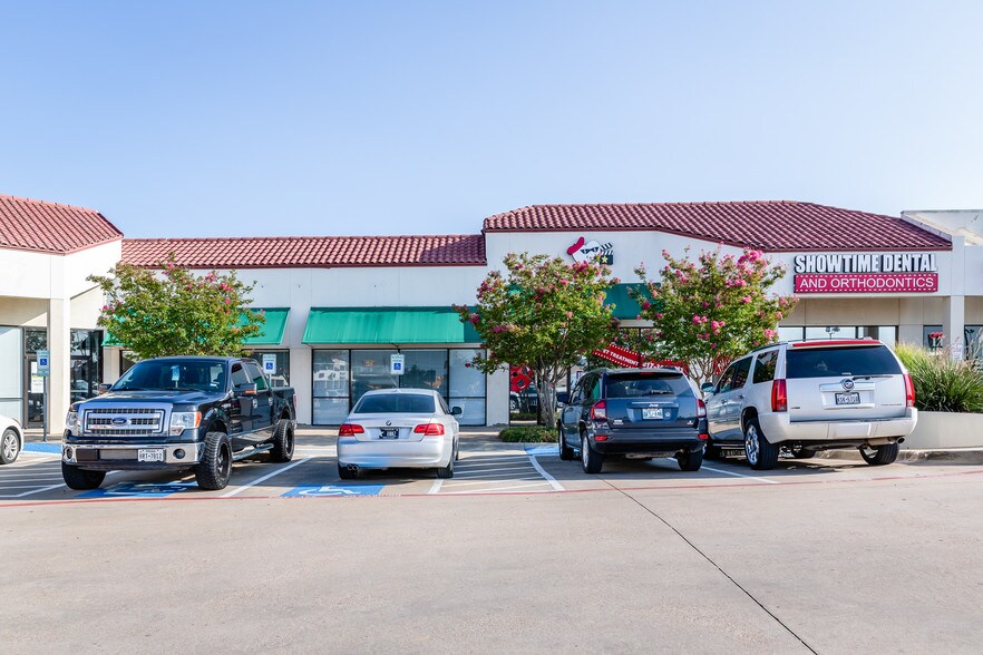 More Photos Of 3439 Altamesa Blvd, Fort Worth Unknown For Lease