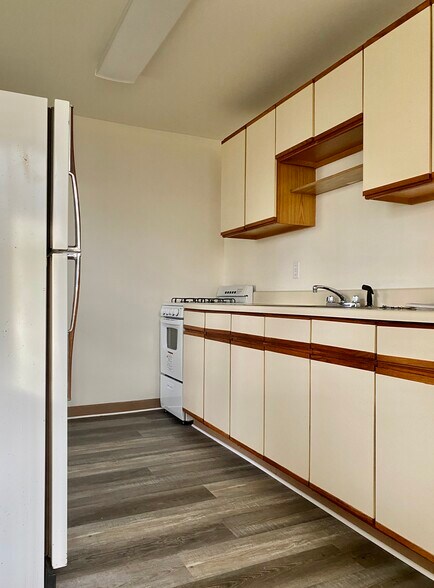 More Photos Of 17 Prince St, Kingston Apartments For Sale