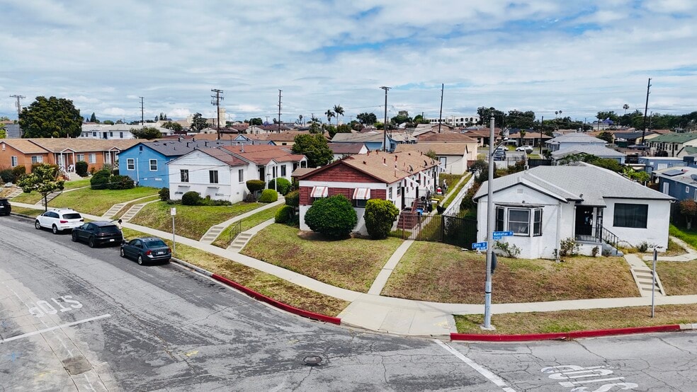 More Photos Of 10846 S Manhattan Pl, Los Angeles Apartments For Sale