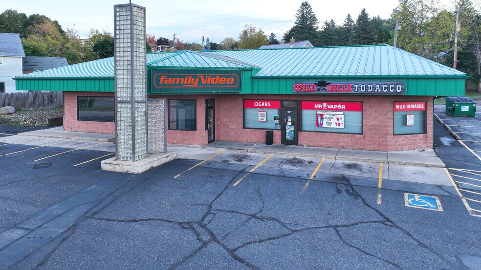 More Photos Of 901 S Stephenson Ave, Iron Mountain Freestanding For Lease
