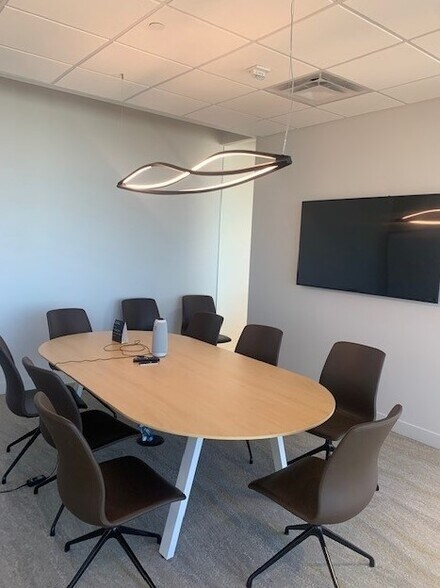 More Photos Of 2200 Ross Ave, Dallas Office For Lease