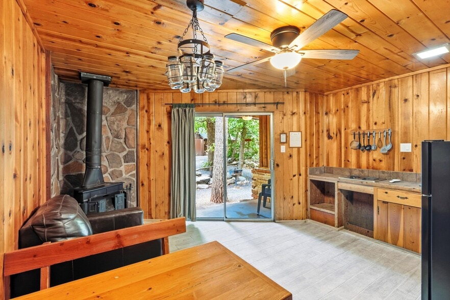 More Photos Of 1355 E Christopher Creek Loop, Payson Hotel For Sale