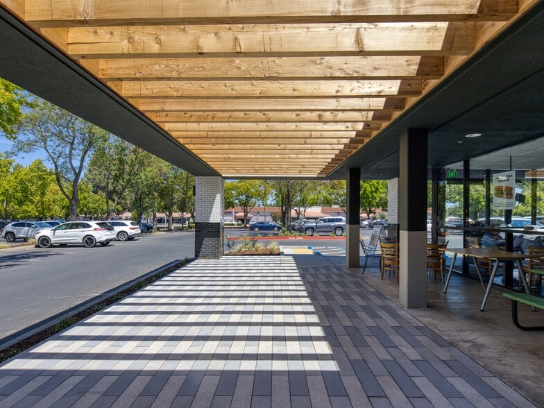 More Photos Of 2551 San Ramon Valley Blvd, San Ramon Storefront Retail Office For Lease