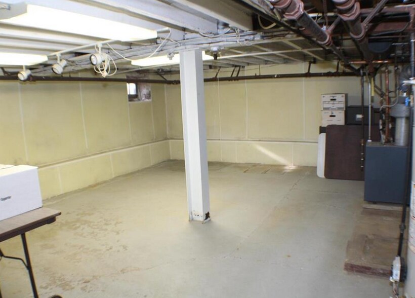 More Photos Of 129 Main, Coopersburg Office Residential For Sale