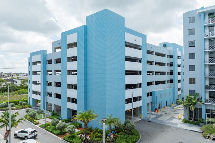 More Photos Of 8175 NW 107th Ave, Doral Apartments For Lease