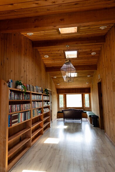 More Photos Of 552 Old Mill Rd, Campobello Lodge Meeting Hall For Sale