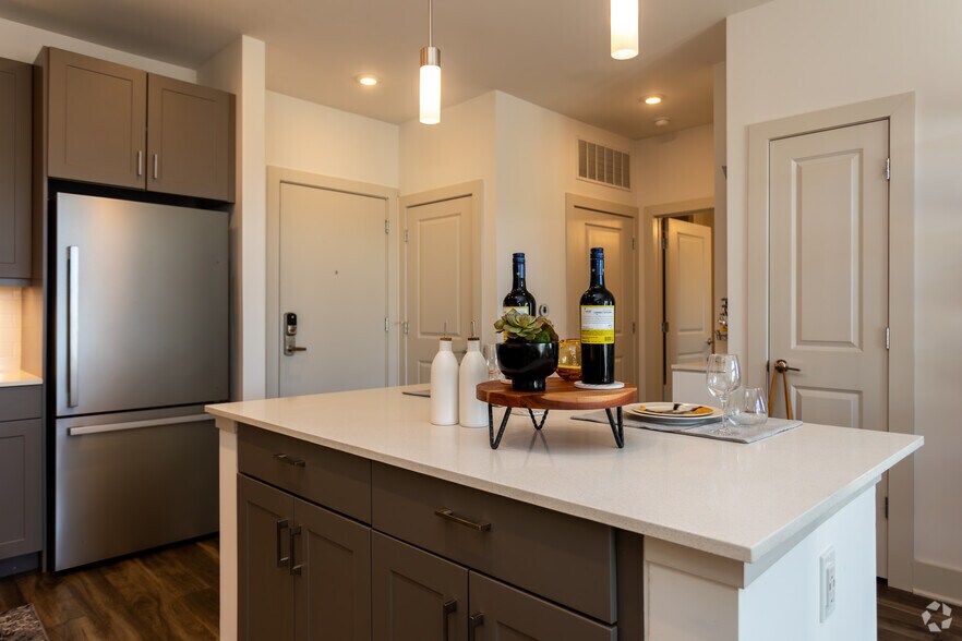 More Photos Of 145 New Bern St, Charlotte Apartments For Lease