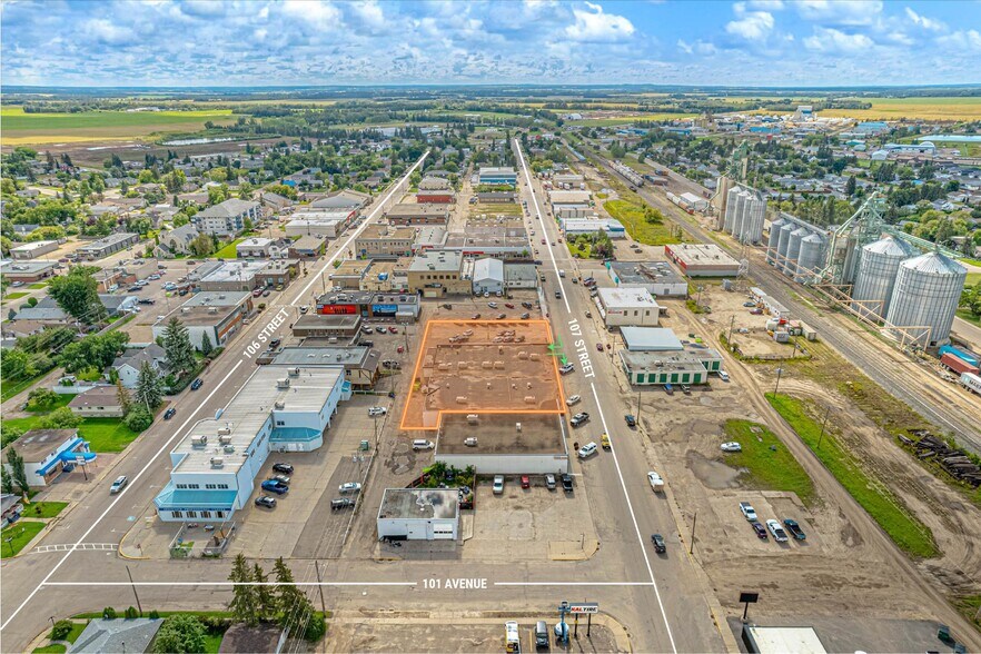 More Photos Of 10015 107 St, Westlock Storefront For Sale