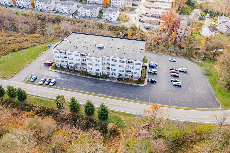 More Photos Of 999 W Run Rd, Morgantown Apartments For Sale