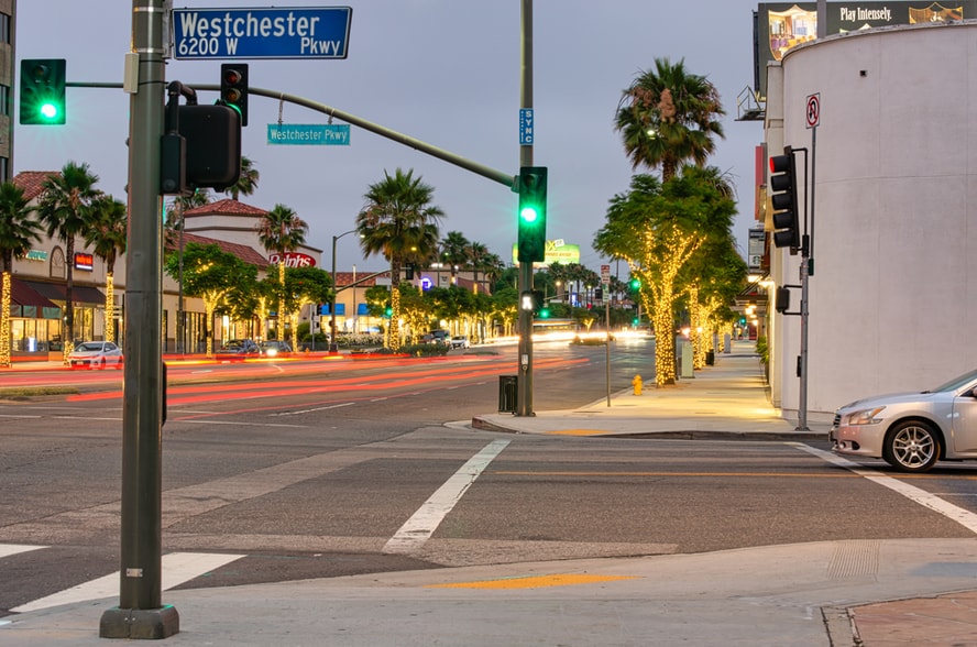 More Photos Of 8919-8923 S Sepulveda Blvd, Los Angeles Office For Lease