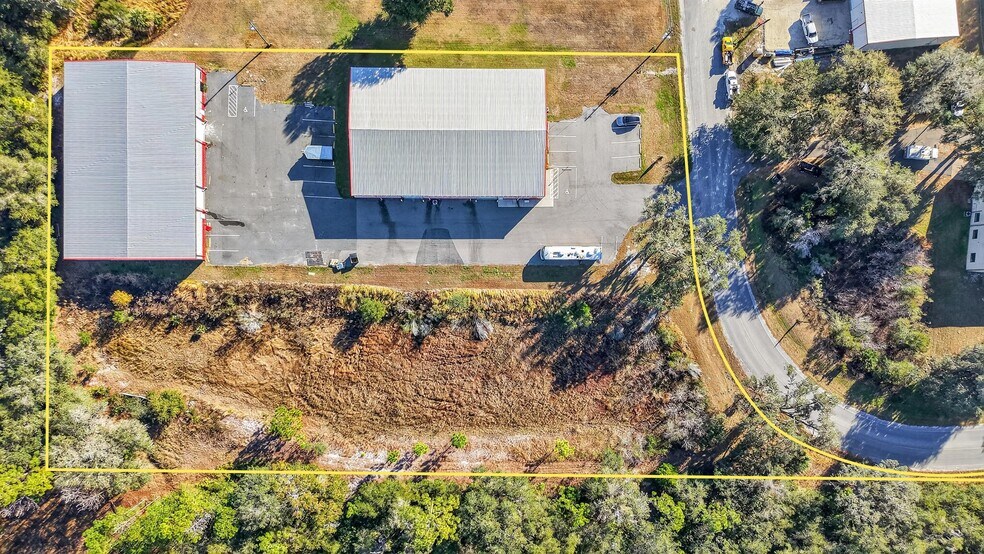 More Photos Of 3073 NE 37th Pl, Wildwood Industrial For Sale
