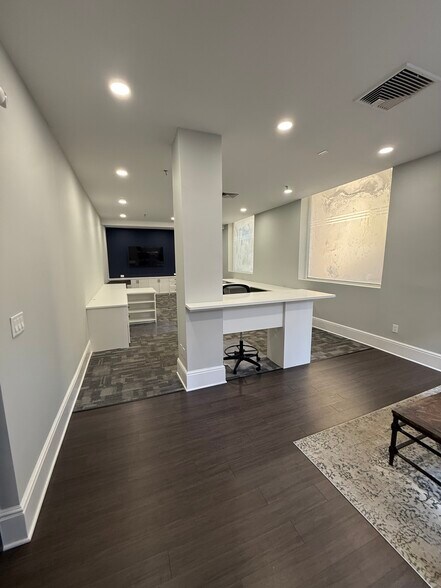 More Photos Of 83-85 Washington St, Norwalk Loft Creative Space For Sale