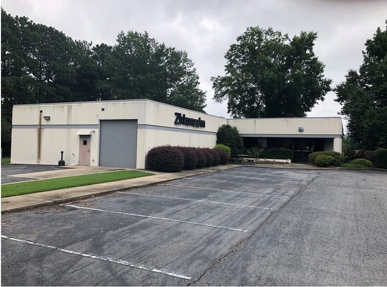 More Photos Of 6577 Peachtree Industrial Blvd, Peachtree Corners Light Distribution For Sale