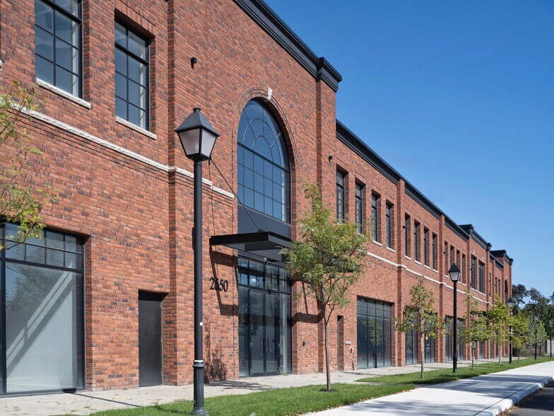 More Photos Of 2650-2672 St. Clair Ave W, Toronto Freestanding For Sale