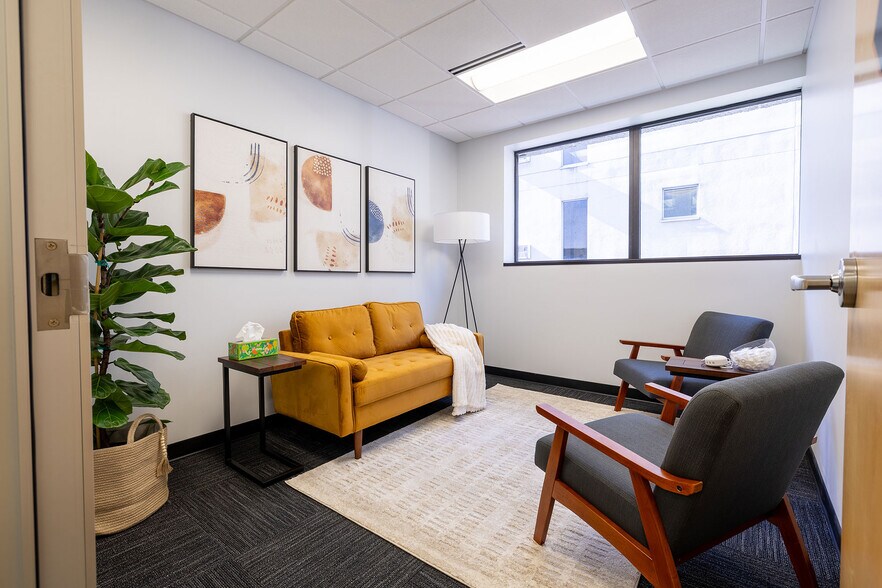 More Photos Of 345 W Washington Ave, Madison Coworking Space