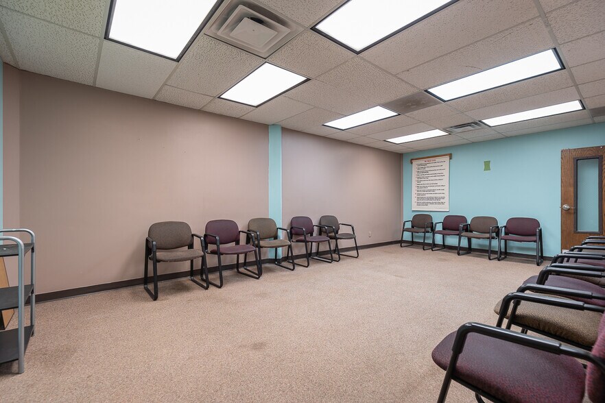More Photos Of 725 N Lacrosse St, Rapid City Medical For Sale