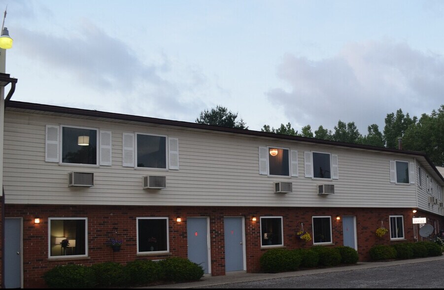 More Photos Of Attican Motel, 11180 Alexander Road, Attica Hotel For Sale