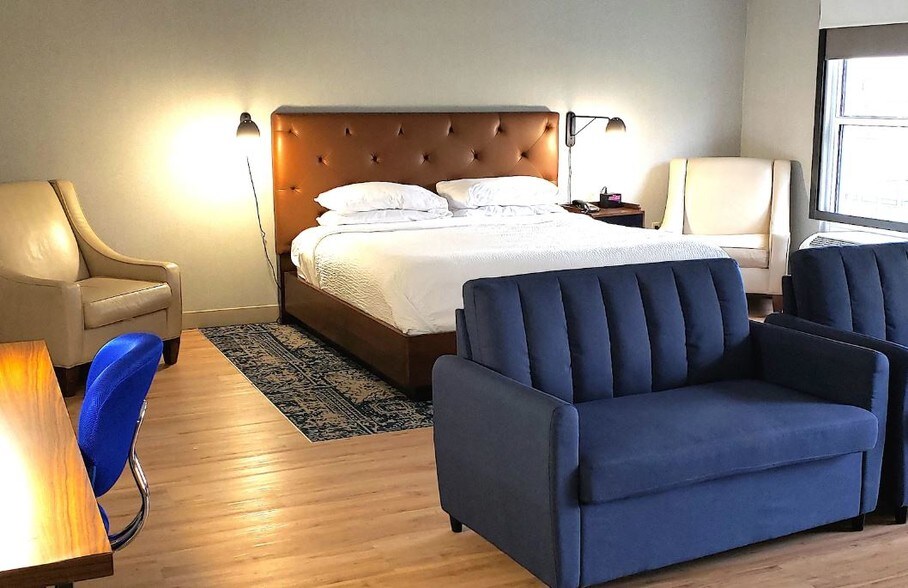 More Photos Of 1850 Post Rd, Warwick Hotel For Sale