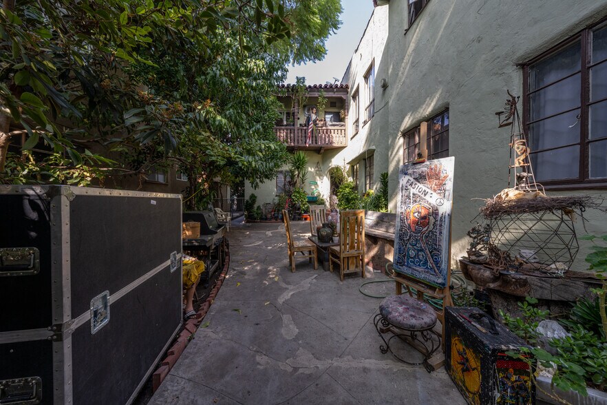 More Photos Of 6027-6029 Barton Ave, Los Angeles Apartments For Sale