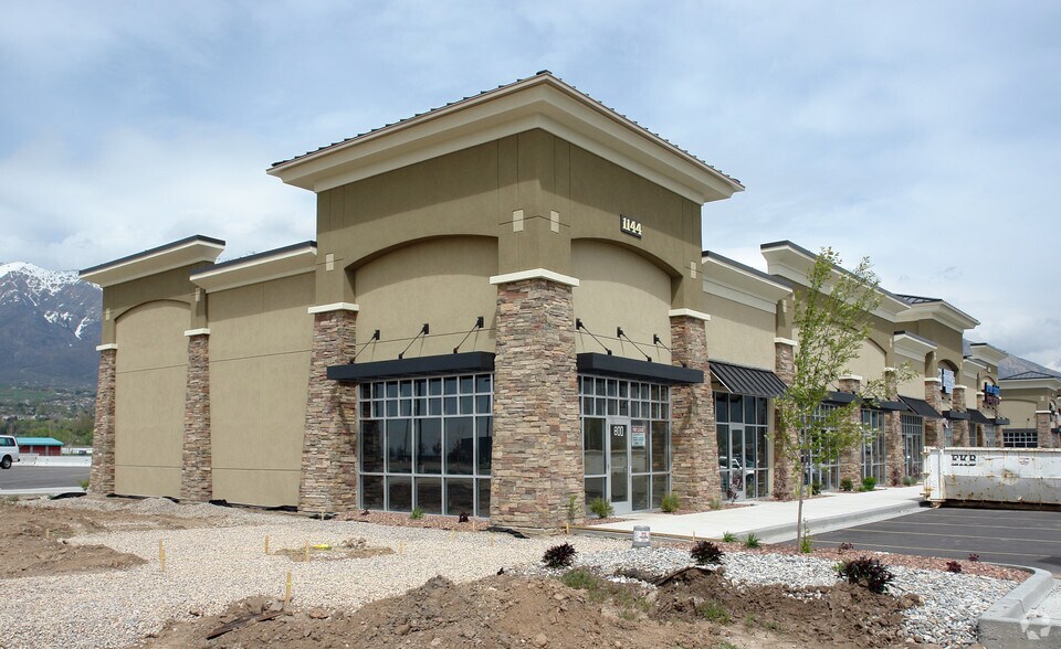 More Photos Of 1144 W 2700 N, Ogden Freestanding For Lease
