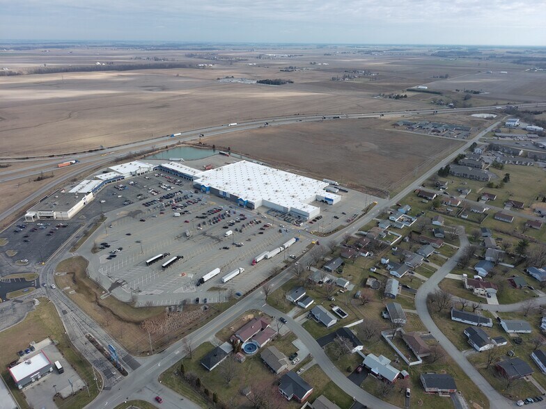 More Photos Of 2128 N Middle Dr, Greensburg Storefront Retail Office For Lease