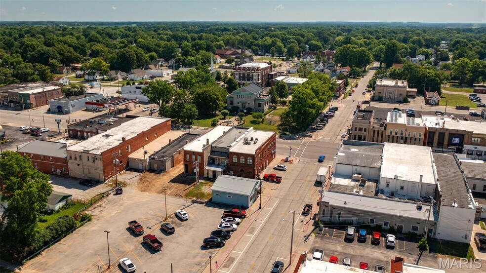 More Photos Of 111 W Kirkham St, Litchfield Healthcare For Sale