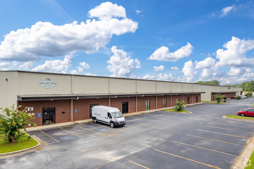 More Photos Of 1516 Kalamazoo Dr, Griffin Unknown For Lease