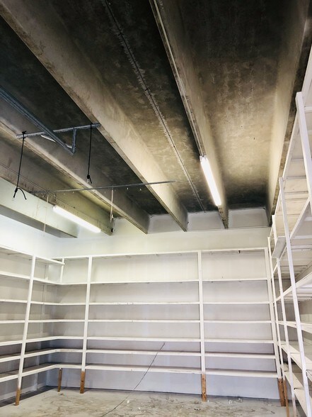 More Photos Of 1109 Okeechobee Rd, West Palm Beach Warehouse For Lease