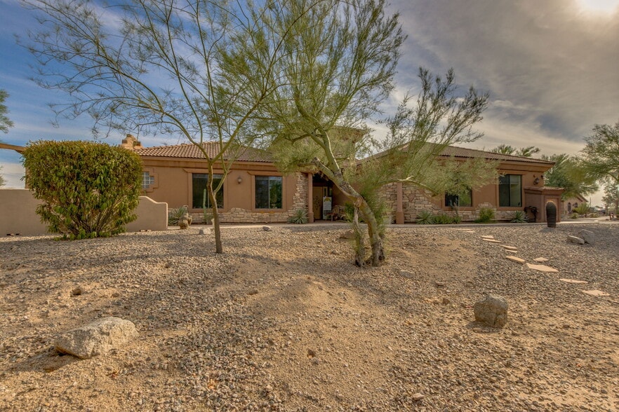 More Photos Of 10027 E Hillview St, Mesa Assisted Living For Sale
