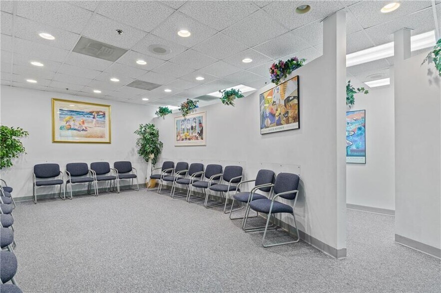 More Photos Of 1637 Mineral Spring Ave, North Providence Medical For Lease