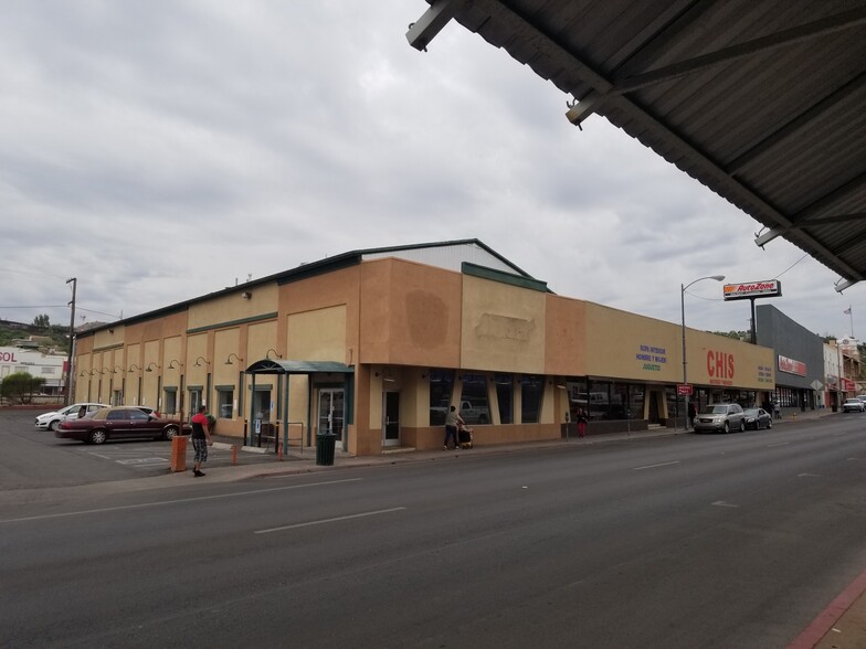 Primary Photo Of 186 N Grand Ave, Nogales Restaurant For Lease