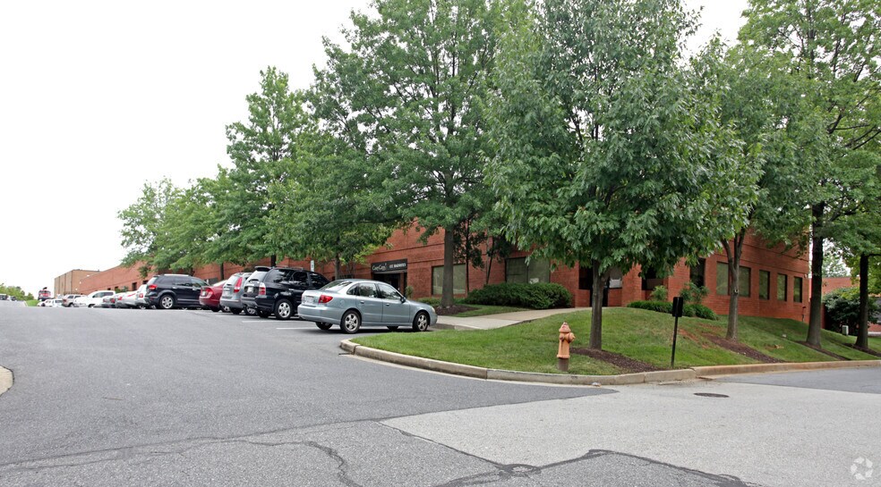 More Photos Of 1500 Caton Center Dr, Arbutus Unknown For Lease