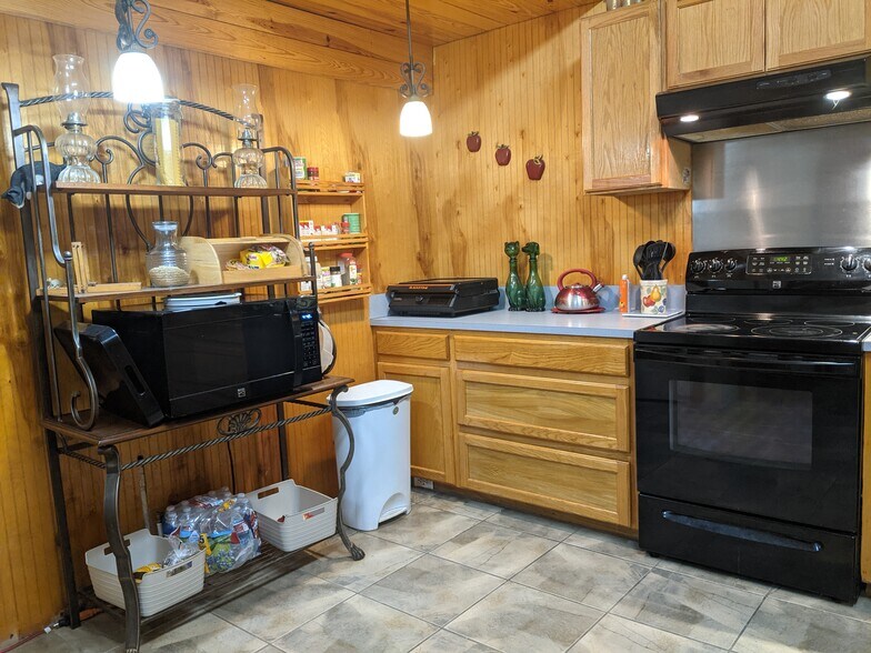 More Photos Of 3718 Highway 10, Jackson General Retail For Sale