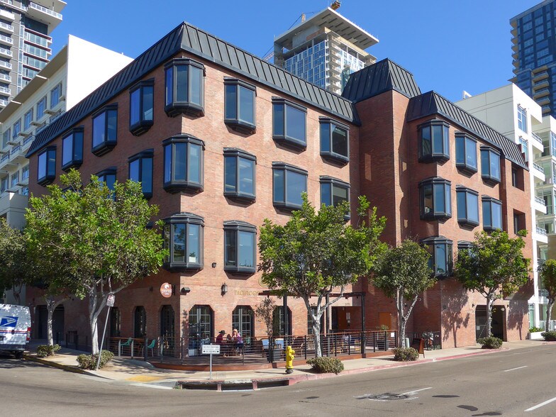 More Photos Of 1495 Pacific Hwy, San Diego Office For Lease