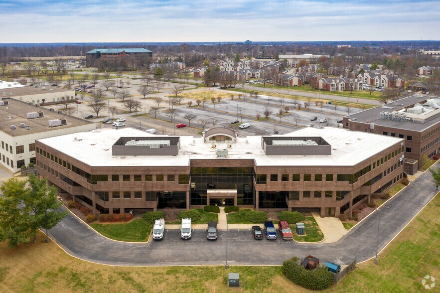 More Photos Of 9410 Bunsen Pky, Louisville Unknown For Lease