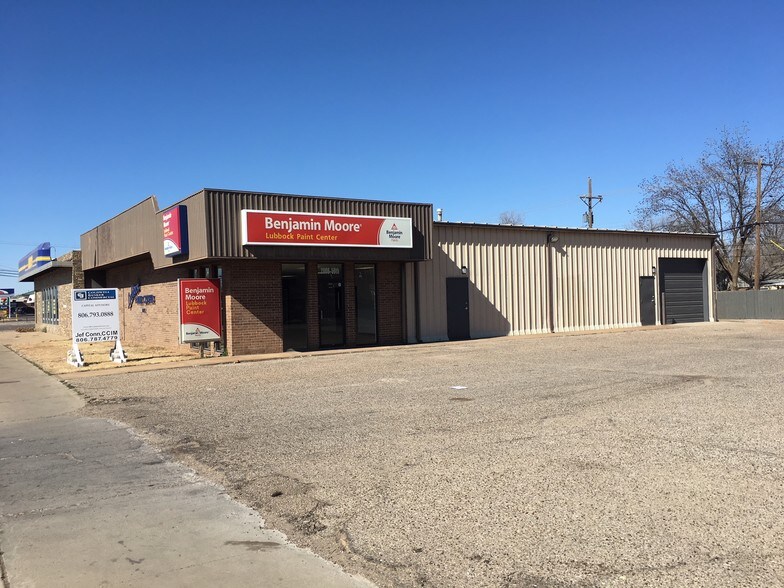 More Photos Of 2006 50th St, Lubbock Flex For Lease