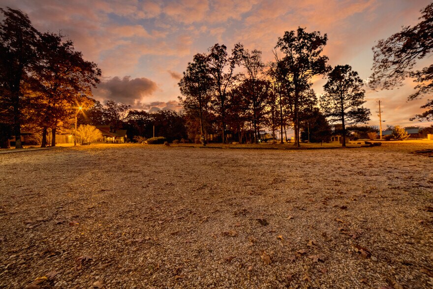 More Photos Of 446724 E 390 Rd, Langley Hotel For Sale