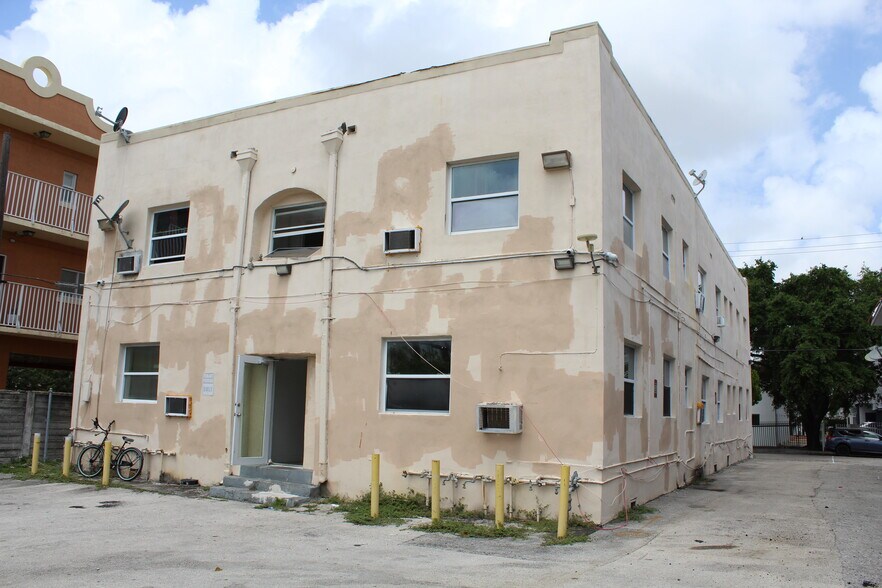 More Photos Of 1628 SW 3rd St, Miami Apartments For Sale