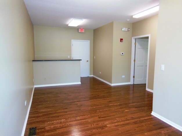 More Photos Of 410 E State St, Geneva Office For Lease