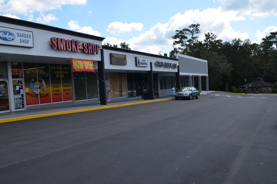 More Photos Of 671 N Broad St, Brooksville Unknown For Lease